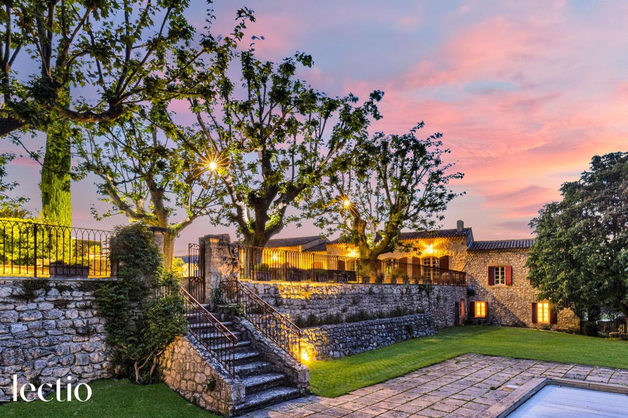 Bastide Domaine Tour Campanets Aparthotel Le Puy-Sainte-Reparade Exterior photo