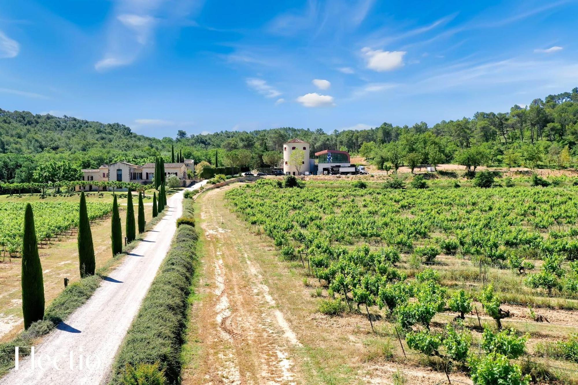 Bastide Domaine Tour Campanets Aparthotel Le Puy-Sainte-Reparade Exterior photo